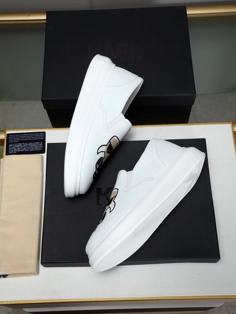 Versatile Othxr Sneakers 211210