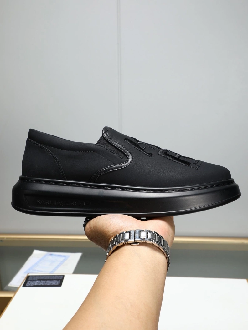 Versatile Othxr Sneakers 211212
