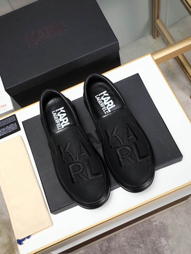 Versatile Othxr Sneakers 211212
