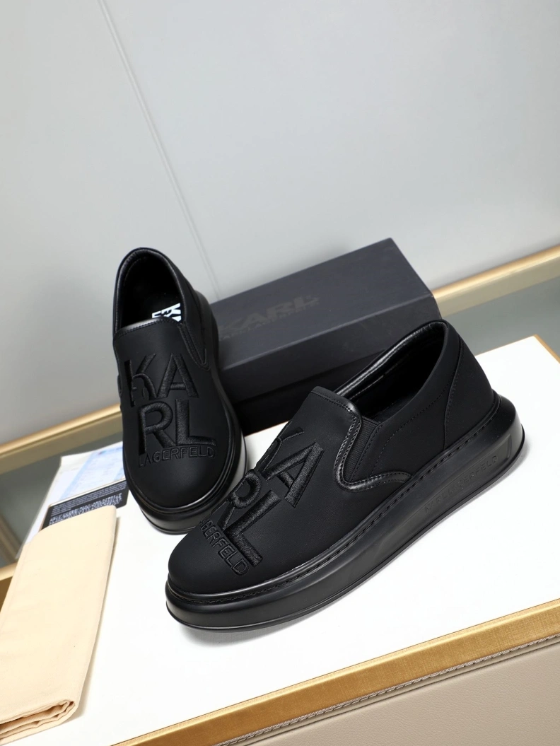 Versatile Othxr Sneakers 211212