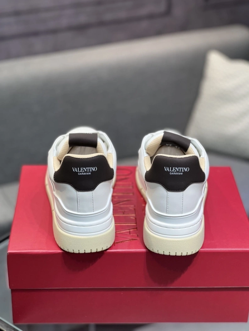 AllSeason Vxlxntino Casual Shoes 229246
