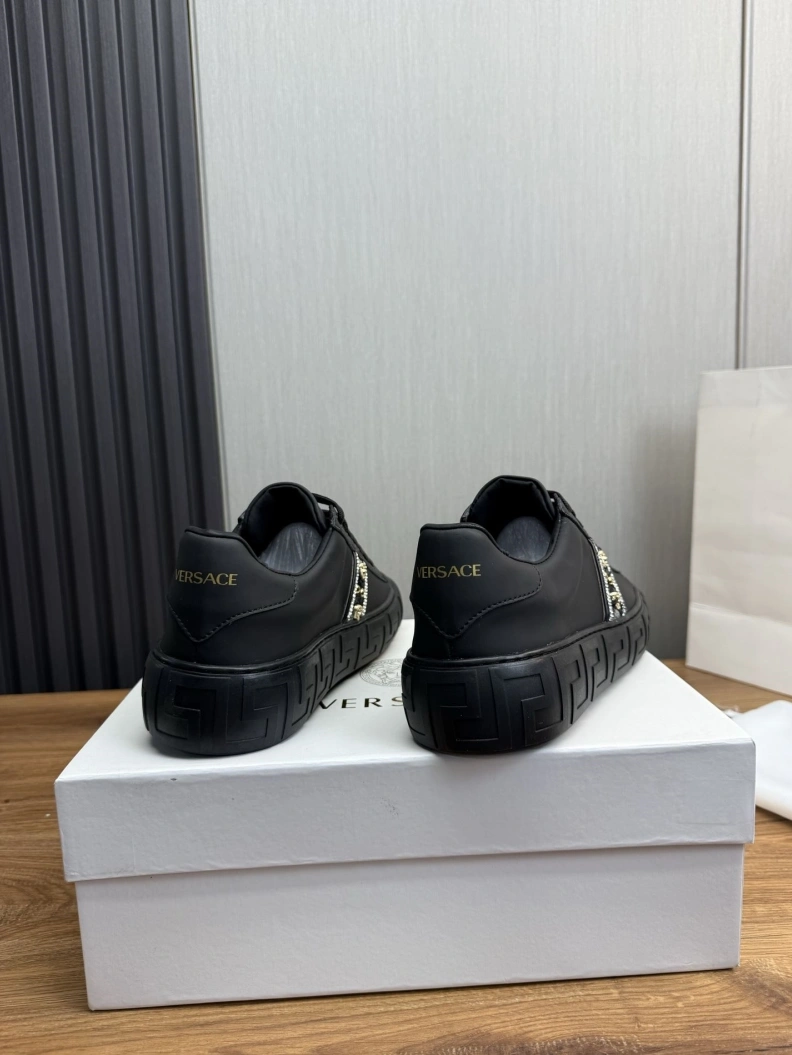 Gxvxnchy Sneakers WellDesigned 152578