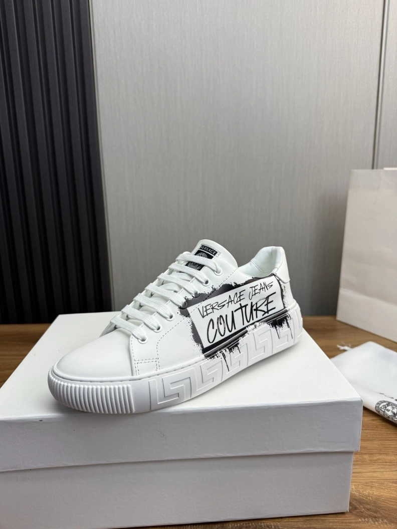 Bold Gxvxnchy Sneakers 152573