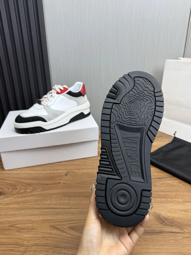 NewStyle Gxvxnchy Sneakers 152575