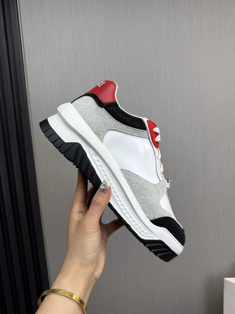 NewStyle Gxvxnchy Sneakers 152575