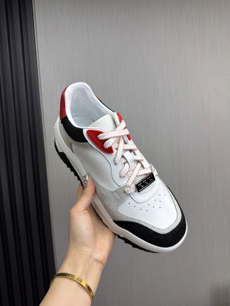 NewStyle Gxvxnchy Sneakers 152575