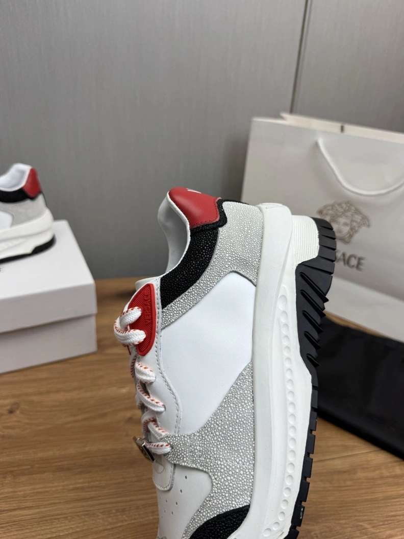 NewStyle Gxvxnchy Sneakers 152575