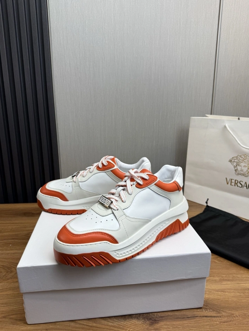 EyeCatching Gxvxnchy Sneakers 152571