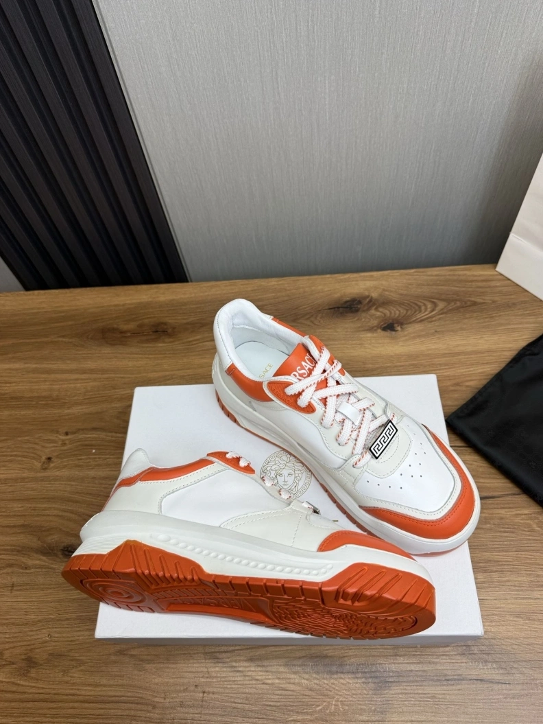 EyeCatching Gxvxnchy Sneakers 152571