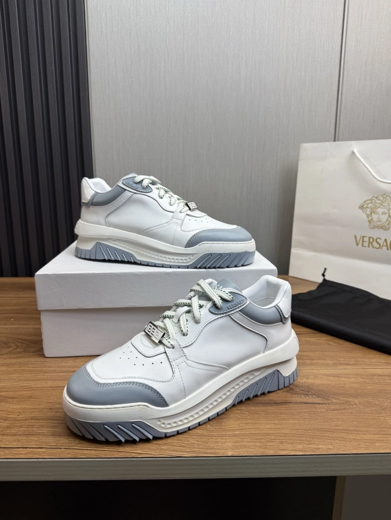 Flexible Gxvxnchy Sneakers 152560