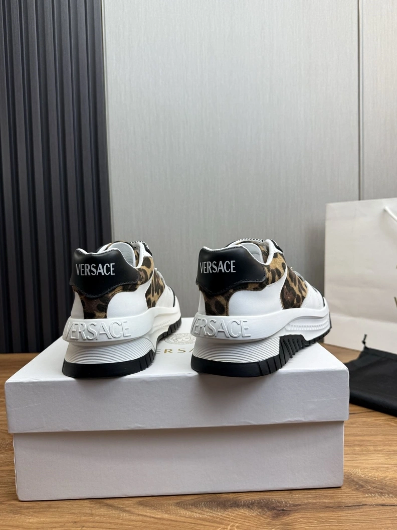 Gxvxnchy Sneakers Lightweight 152568