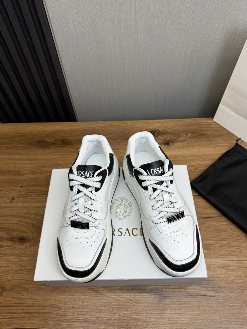 Gxvxnchy Sneakers Vibrant 152569