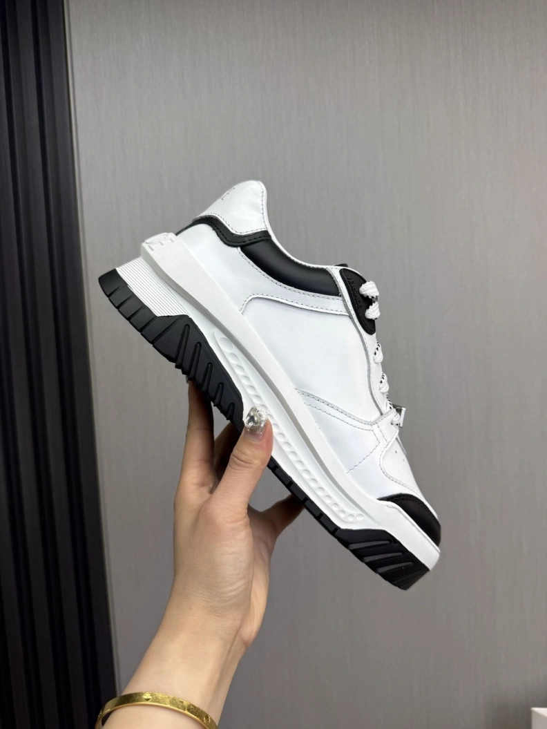 Gxvxnchy Sneakers Vibrant 152569