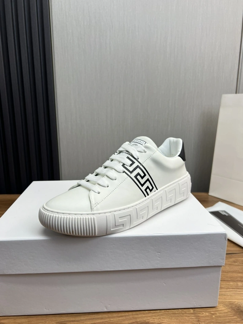 StreetReady Gxvxnchy Sneakers 152561