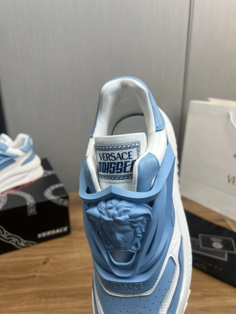 Gxvxnchy Sneakers Compact 152562