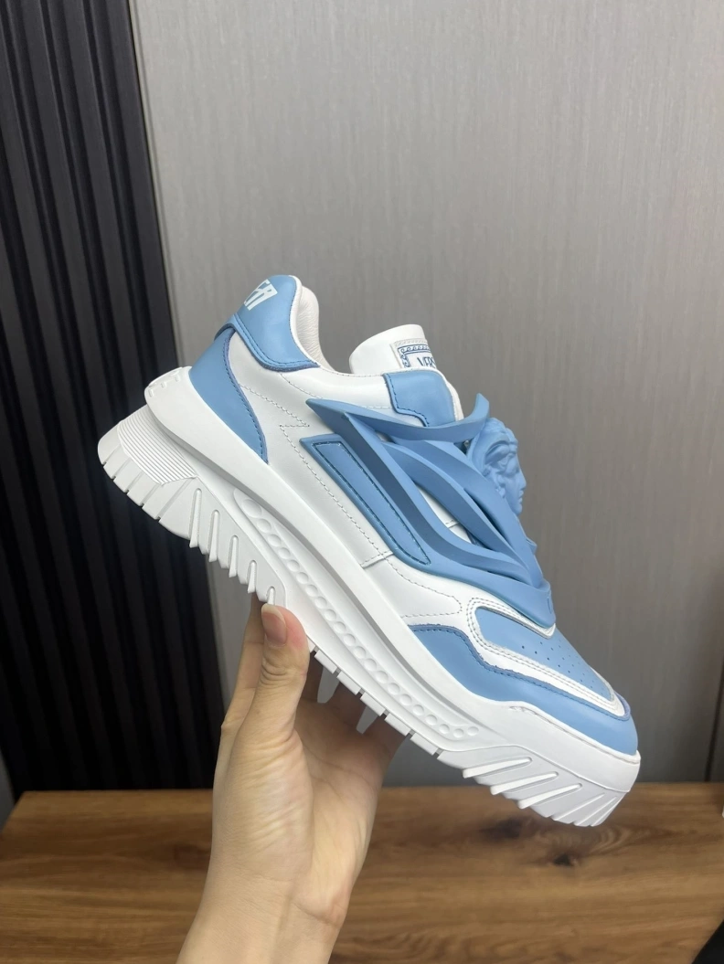 Gxvxnchy Sneakers Compact 152562