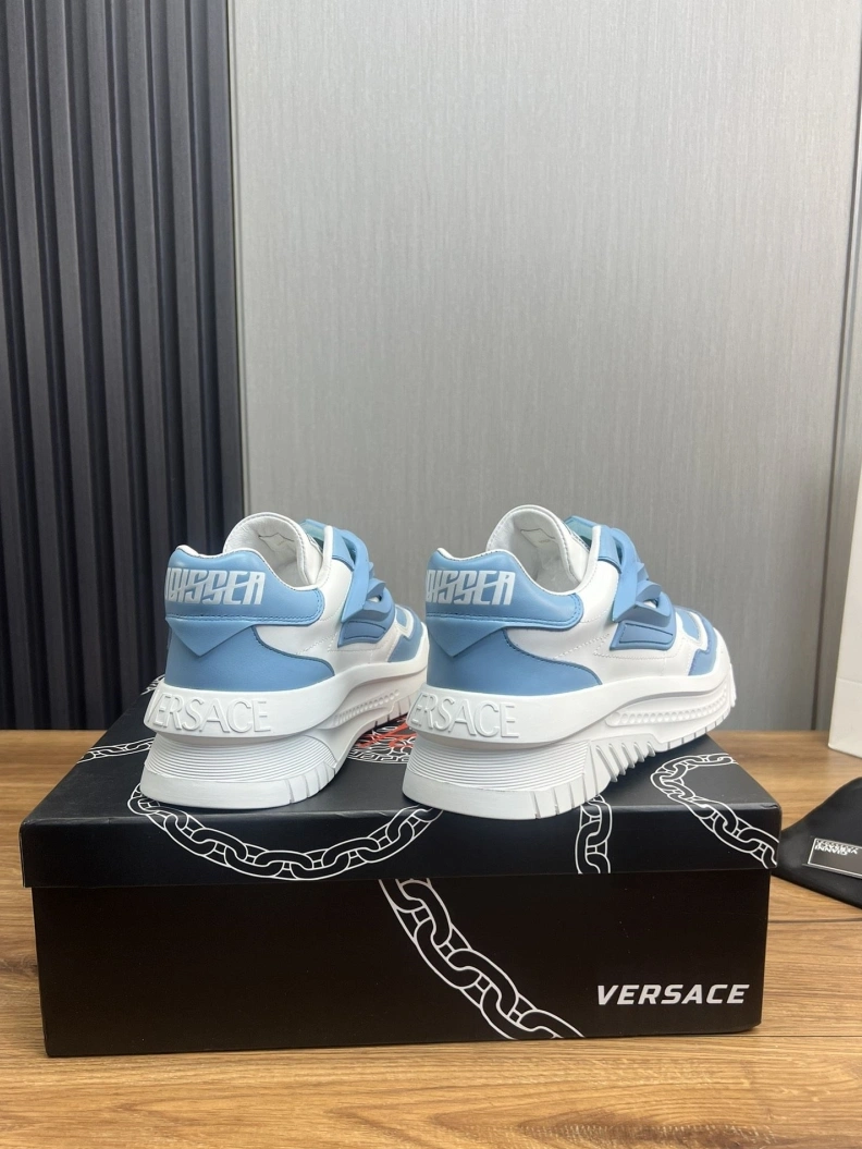 Gxvxnchy Sneakers Compact 152562