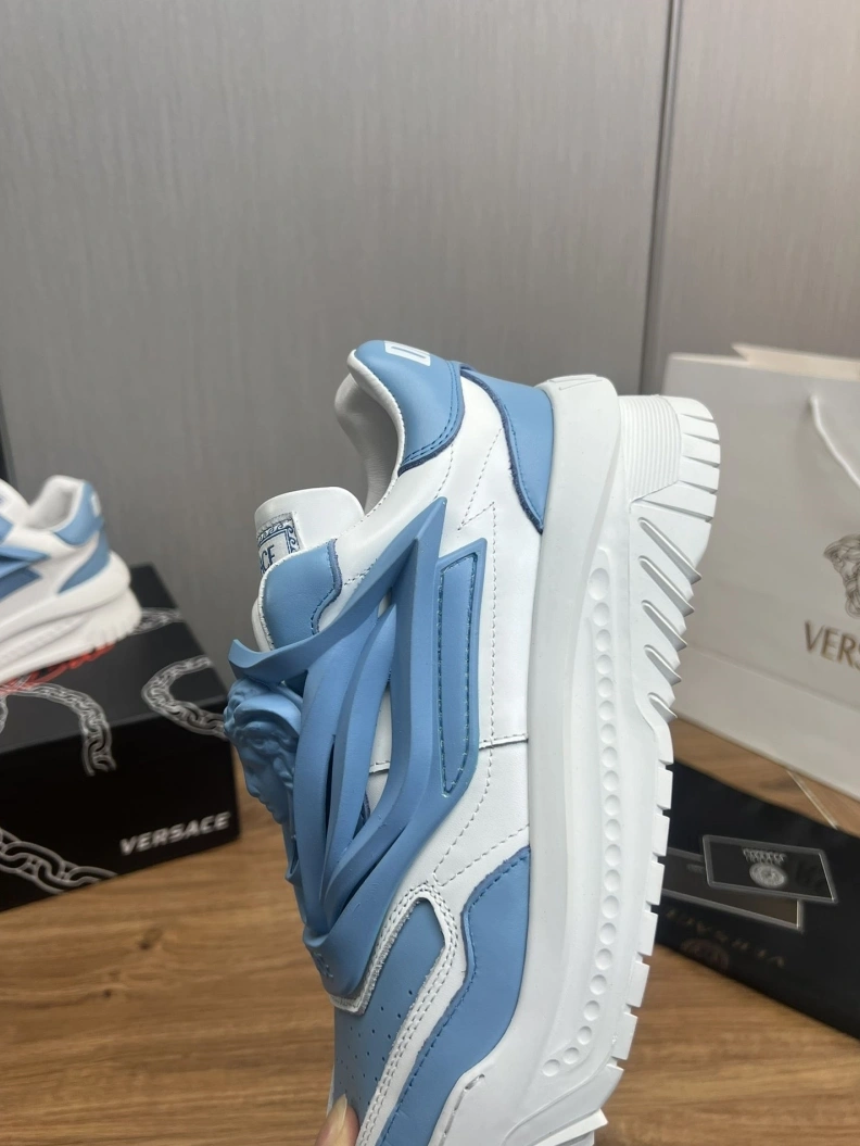 Gxvxnchy Sneakers Compact 152562