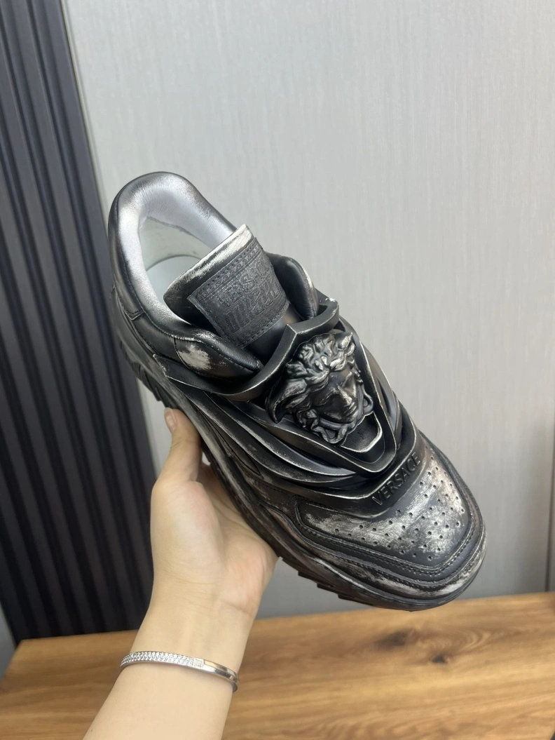Gxvxnchy Sneakers Vibrant 152566