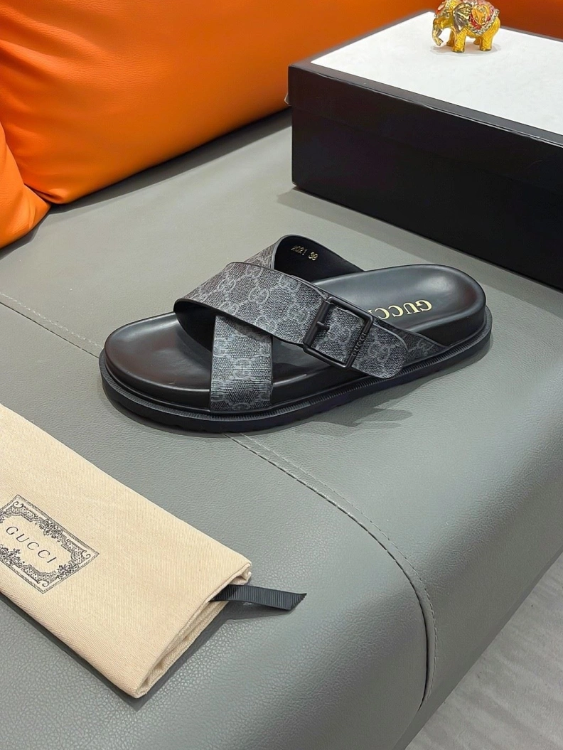 Comfortable Gxccx Slippers 156380