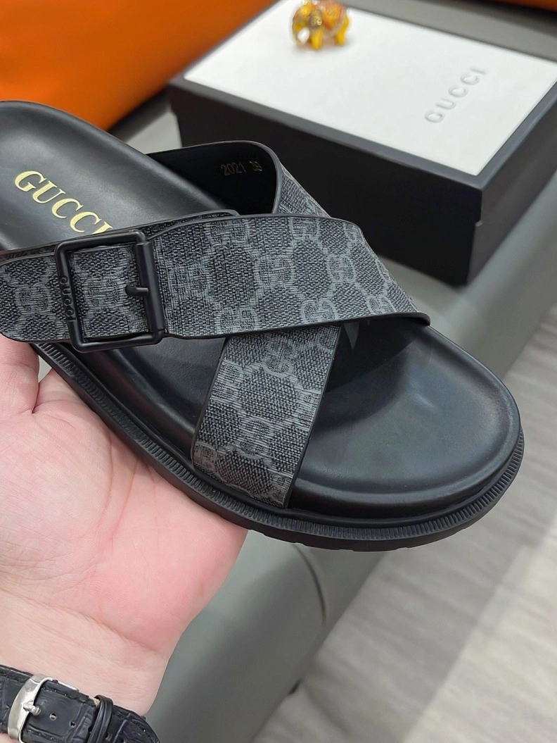 Comfortable Gxccx Slippers 156380