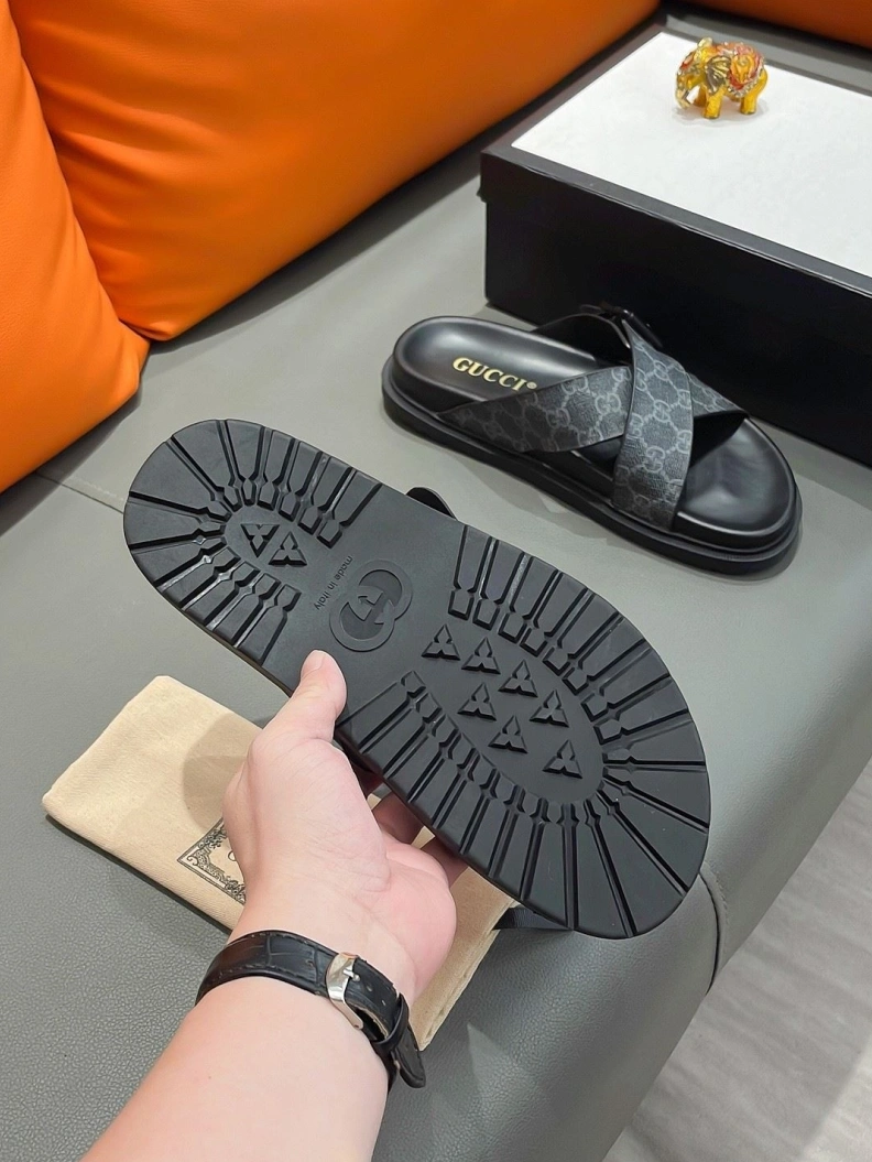 Comfortable Gxccx Slippers 156380