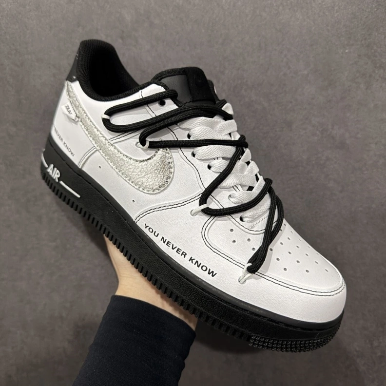 Timeless Nxkx Sneakers 198756