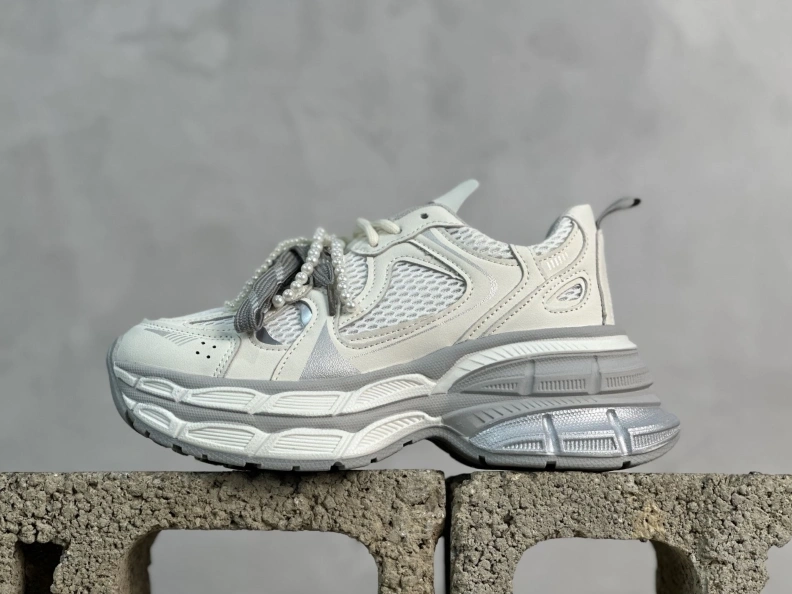 Cozy Othxr Sneakers 211168