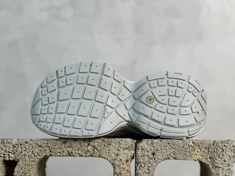 Cozy Othxr Sneakers 211168