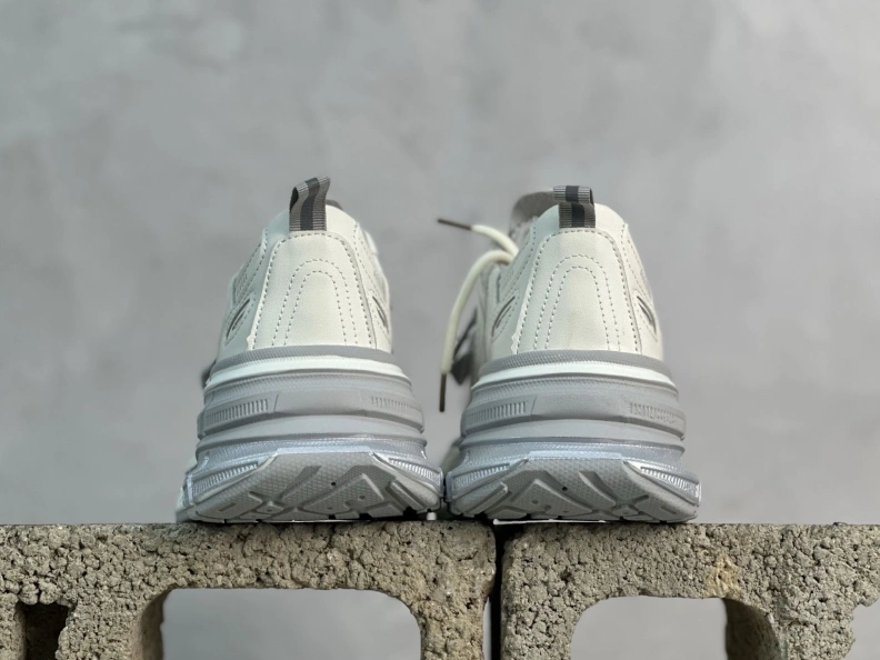 Cozy Othxr Sneakers 211168