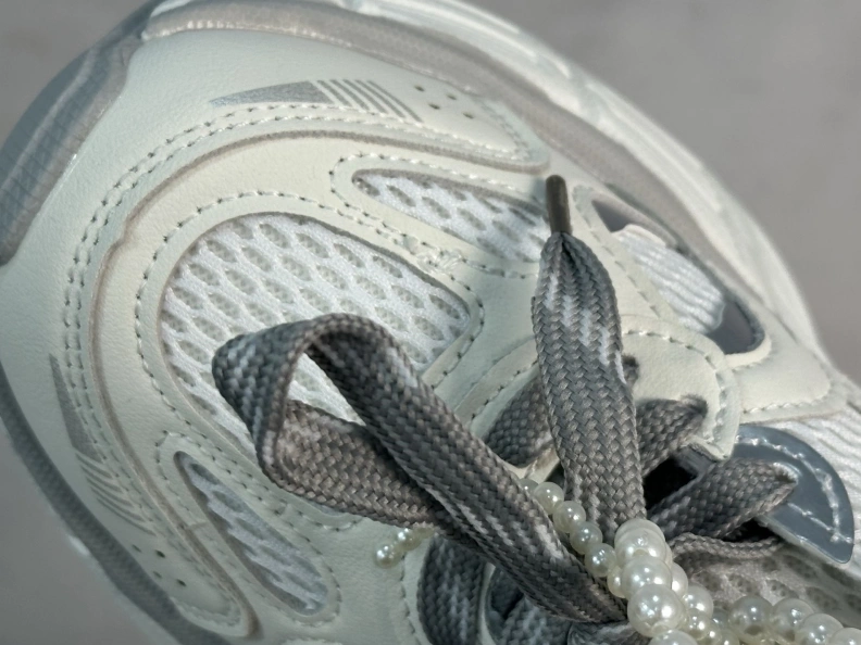 Cozy Othxr Sneakers 211168