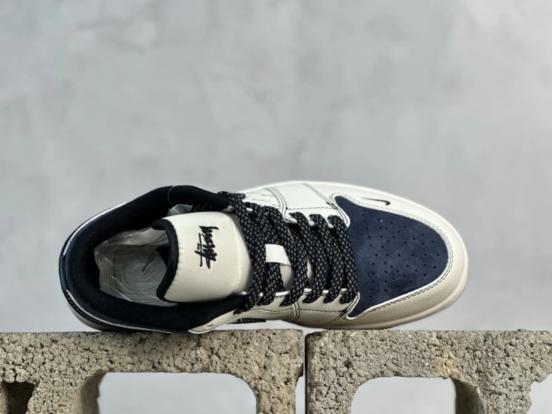 Vibrant Nxkx Sneakers 198737
