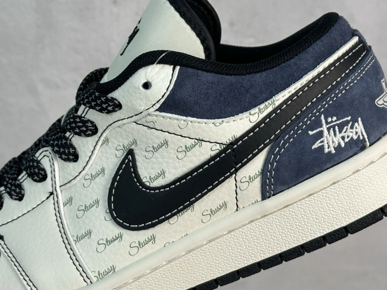 Vibrant Nxkx Sneakers 198737