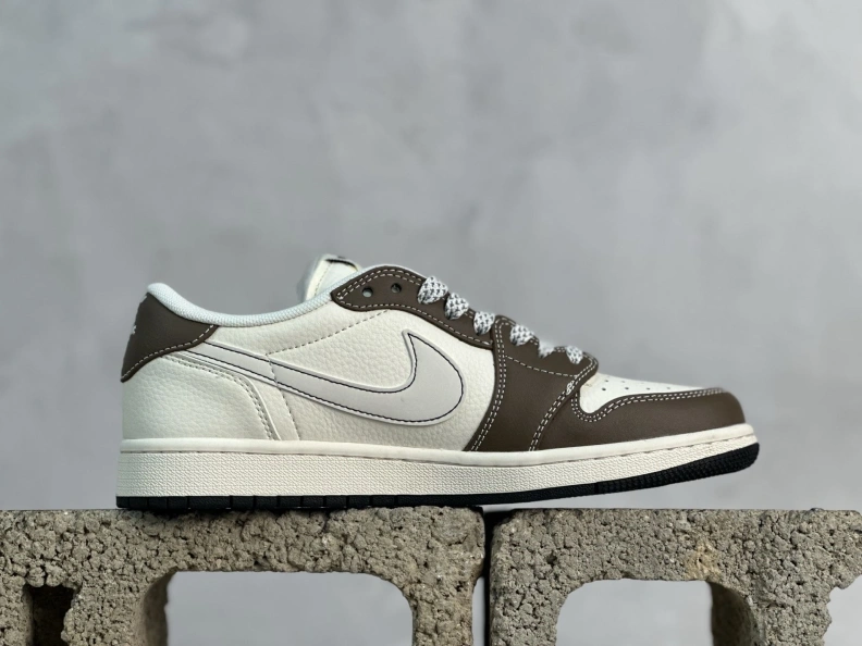 Trendsetting Othxr Sneakers 211166
