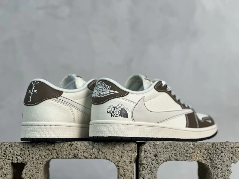 Trendsetting Othxr Sneakers 211166