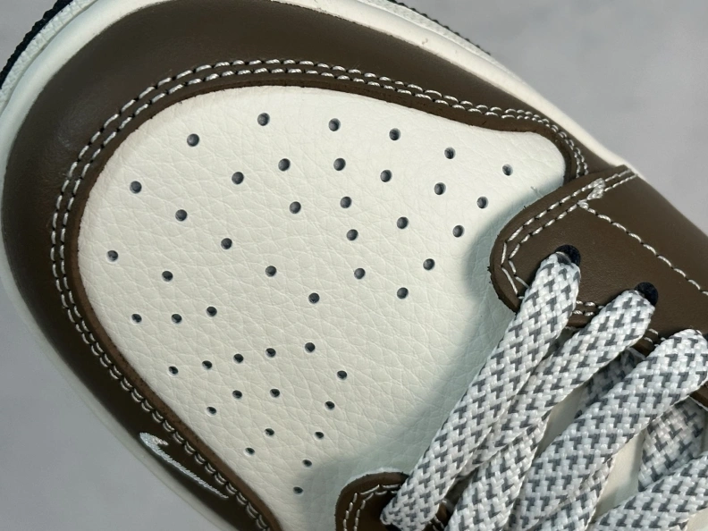 Trendsetting Othxr Sneakers 211166