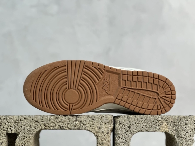 Versatile Nxkx Sneakers 198732