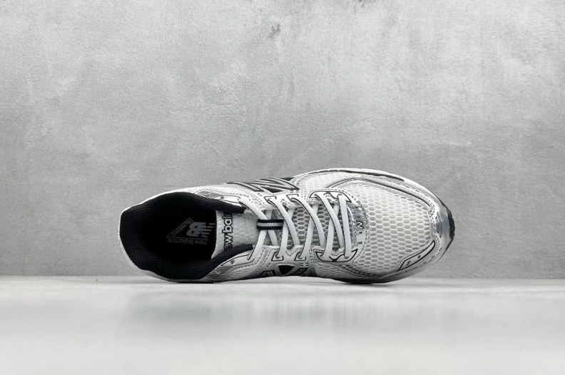 Sleek Othxr Sneakers 211158