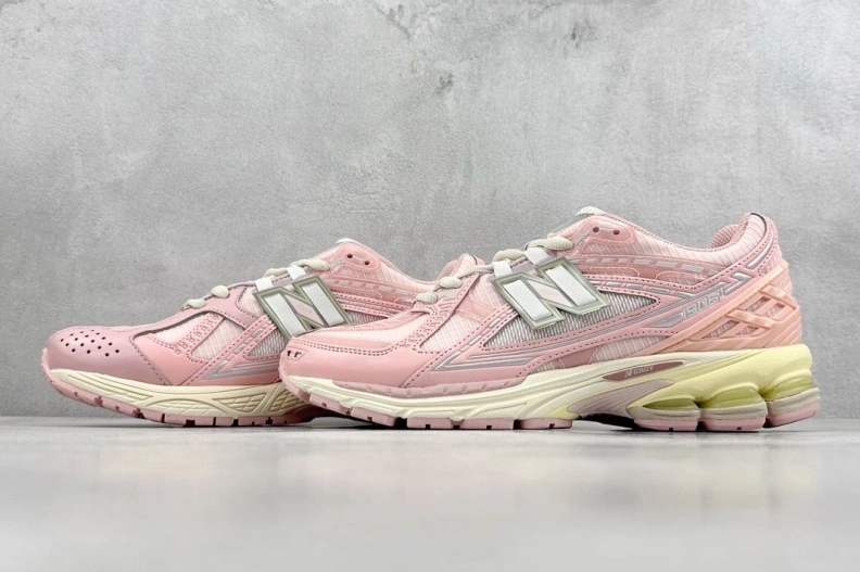 Vibrant Othxr Sneakers 211150