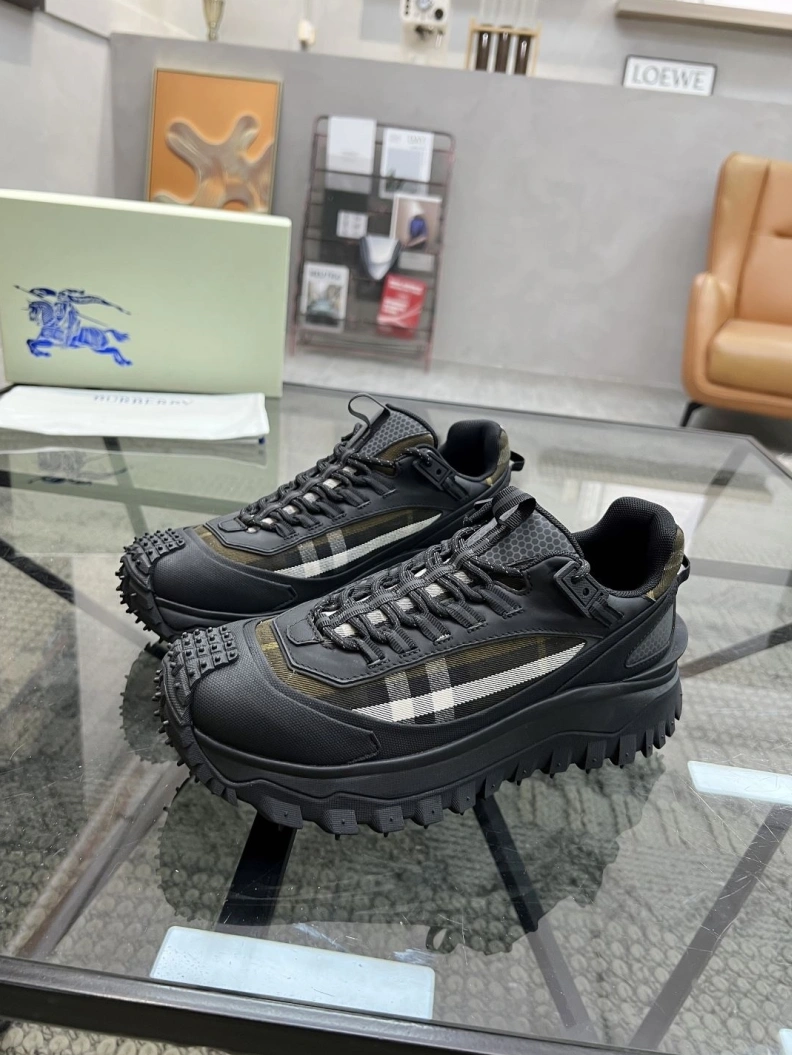 Unique Bxrbxrry Sneakers 114616
