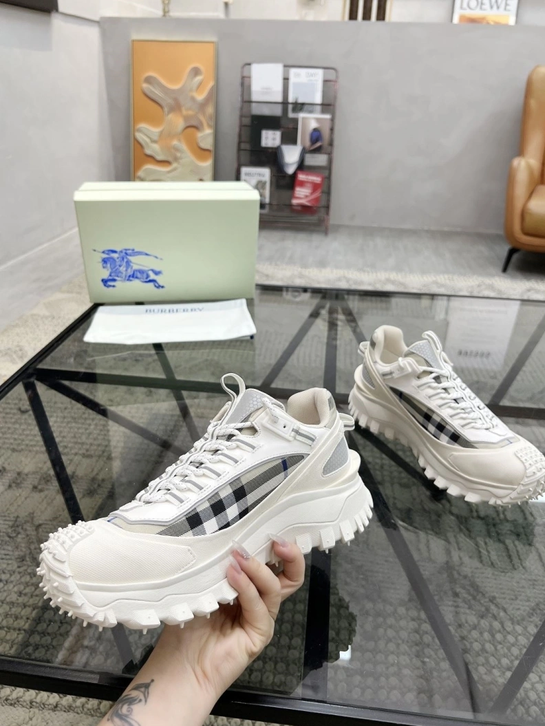 DailyWear Bxrbxrry Sneakers 114613