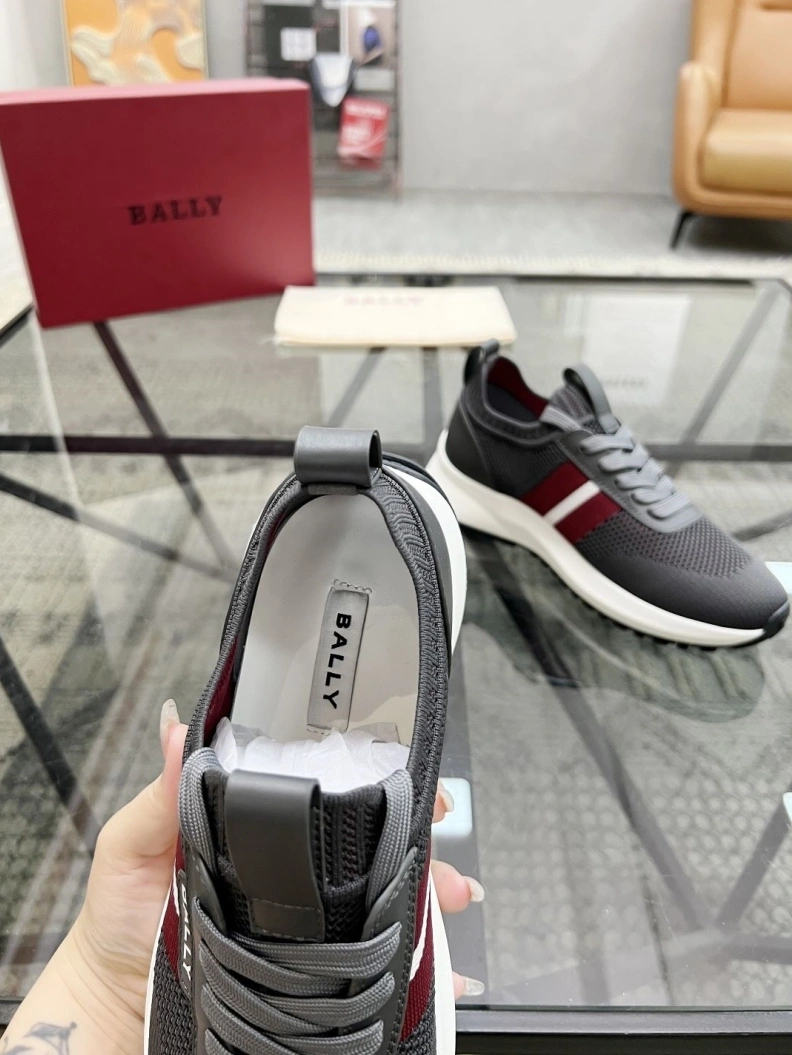 Minimalist Othxr Sneakers 211148
