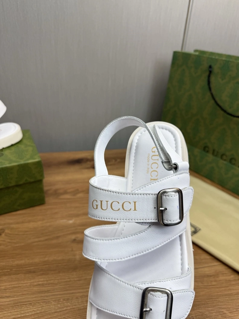 WellDesigned Gxccx Sandals 156627