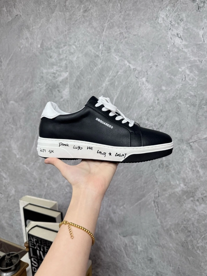 Minimalist Othxr Sneakers 211125