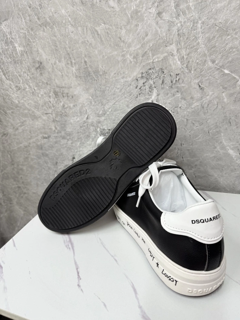 Minimalist Othxr Sneakers 211125