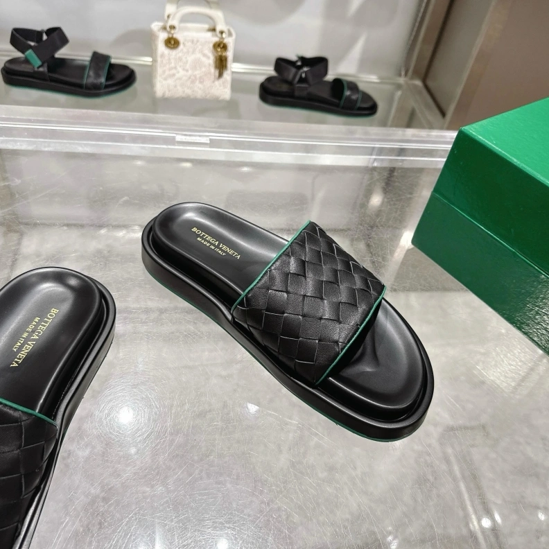 Durable Bxttxga Vxnxta Slippers 112506