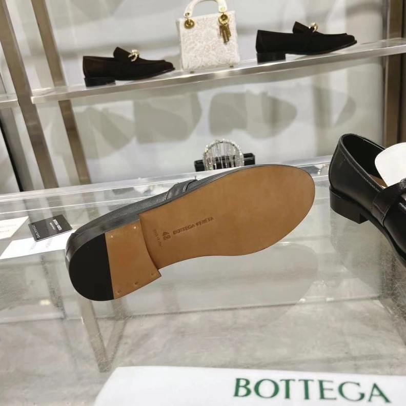 SportInspired Bxttxga Vxnxta Leather Shoes 112538