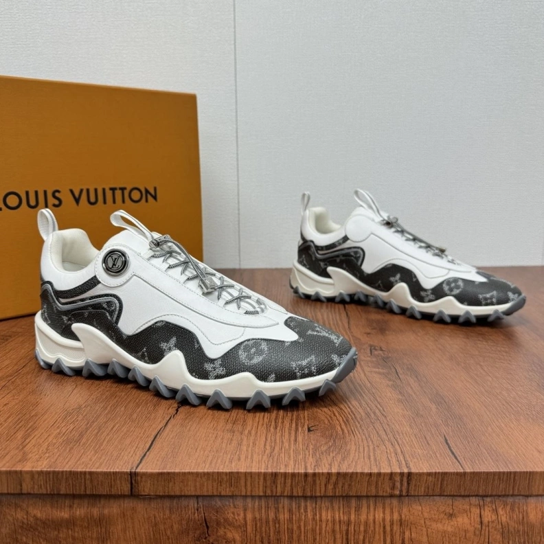 WellDesigned LX Sneakers 182401
