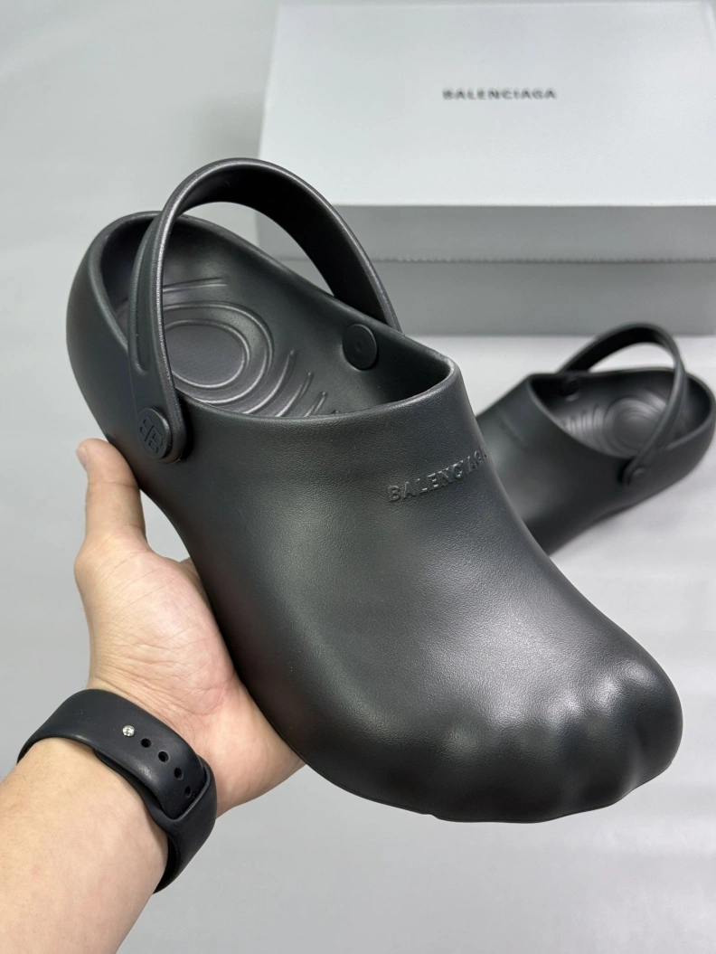 Bxlxnciaga Slippers Modern 109320