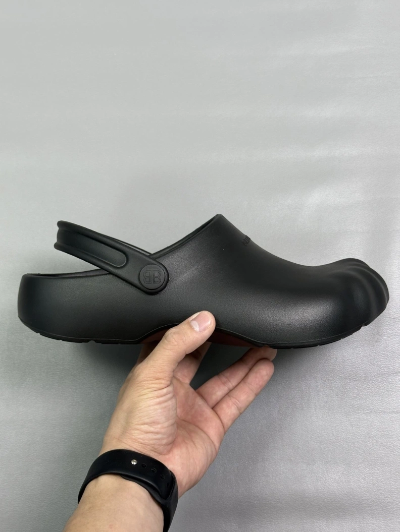 Bxlxnciaga Slippers Modern 109320